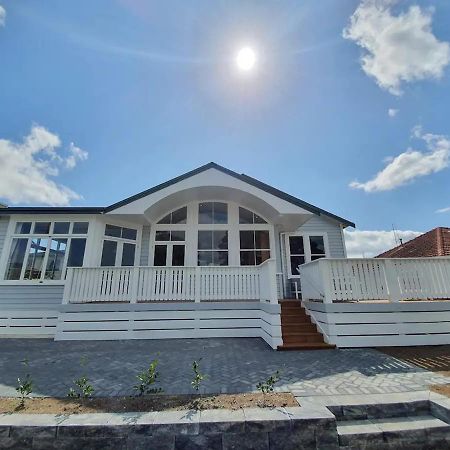 Tauranga - Big, Beautiful Villa On The Water! Exteriér fotografie