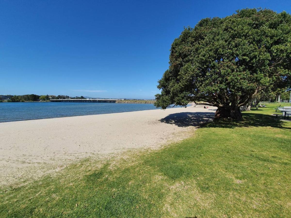 Tauranga - Big, Beautiful Villa On The Water! Exteriér fotografie